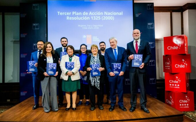 Imagen tercer plan subse y bachelet min