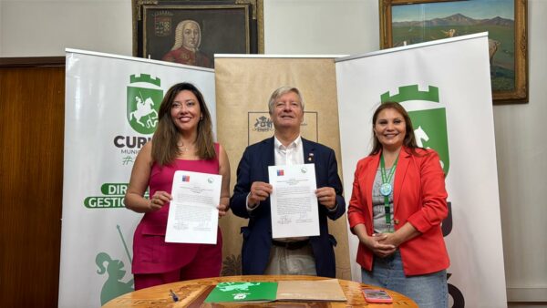 Seremi del Medio Ambiente y Curicó firman convenio de cooperación para ...