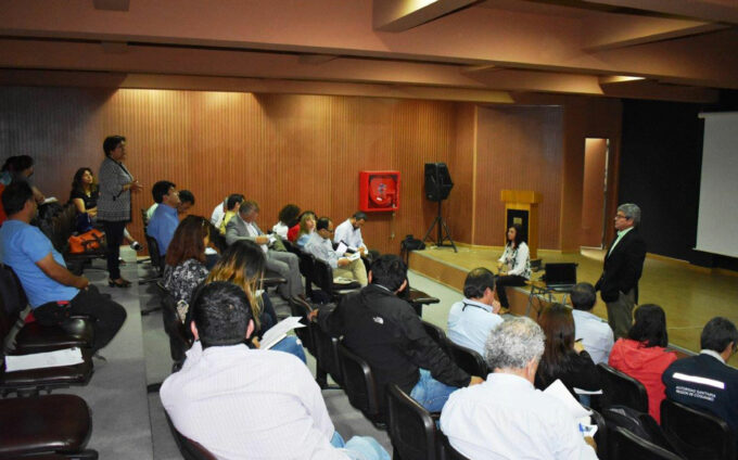 Foto sesion comite ampliado enero 2017