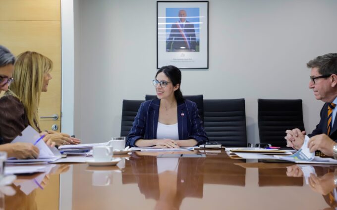 Ministra min